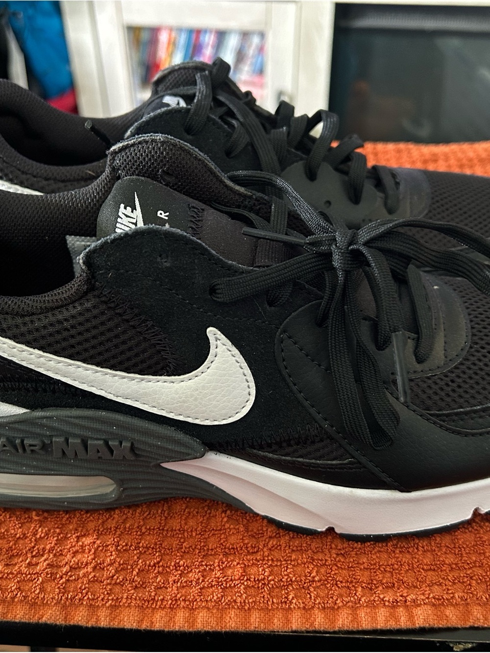 Nike Black and White Air Max  Sneakers 9.5